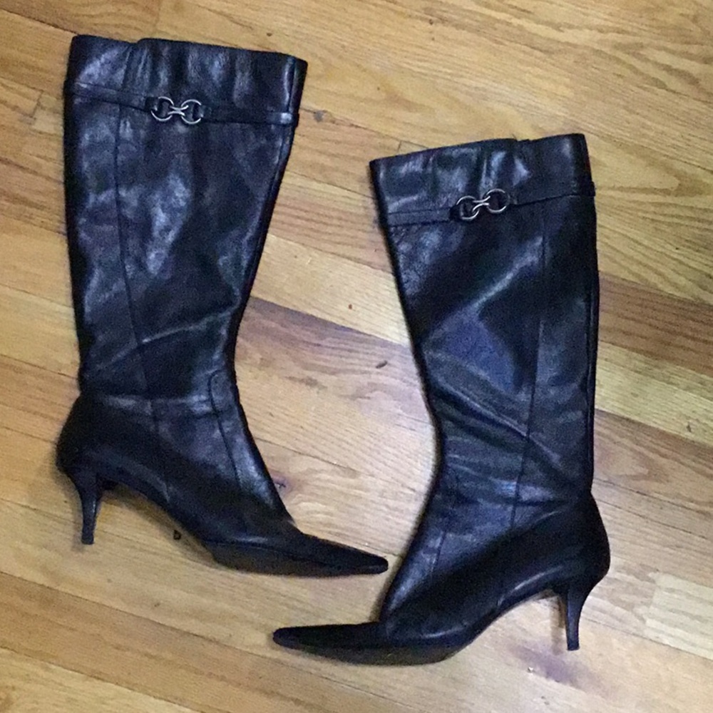 Bandolino Black Heeled Boots EUC